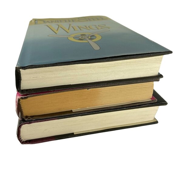 Lot 3 Novels Danielle Steel Romance Hardcover Books Dating Game Wings Vanished u - Picture 3 of 5